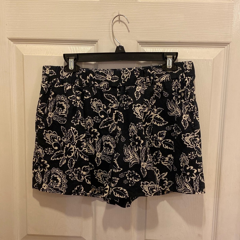 Loft size 4 cotton shorts pull on elastic waist pockets Navy Blue beach shorts